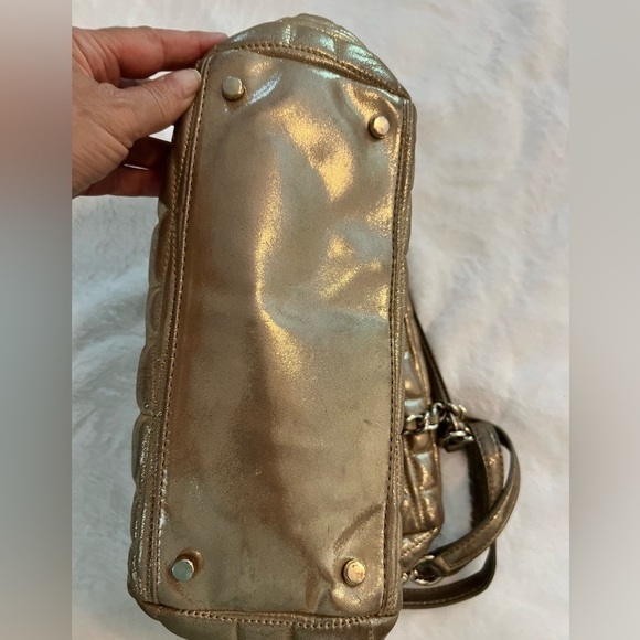 Kate Spade ♠️ Gold Quilted Purse - Picture 3 of 6